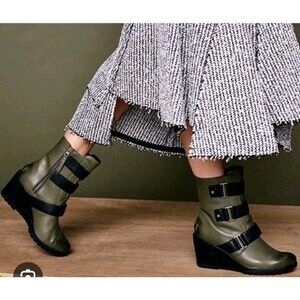 Sorel Women's After Hours Ankle Bootie Army Green (Nori) Size 7.5